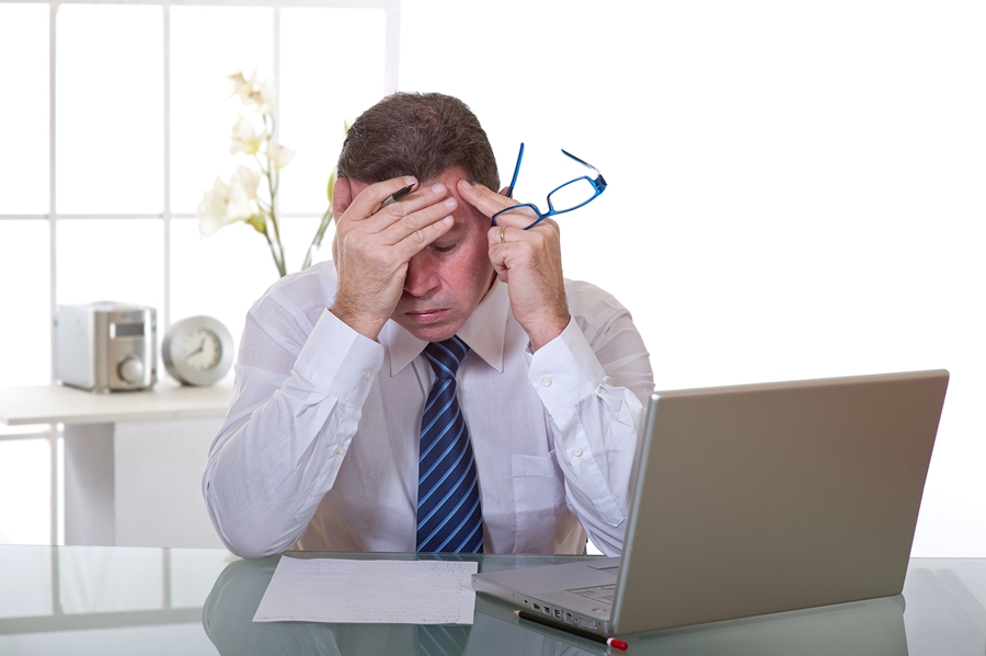 Tóc bạc sớm do căng thẳng, stress